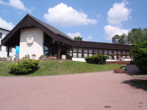 Hotel Astra, Tuchlovice